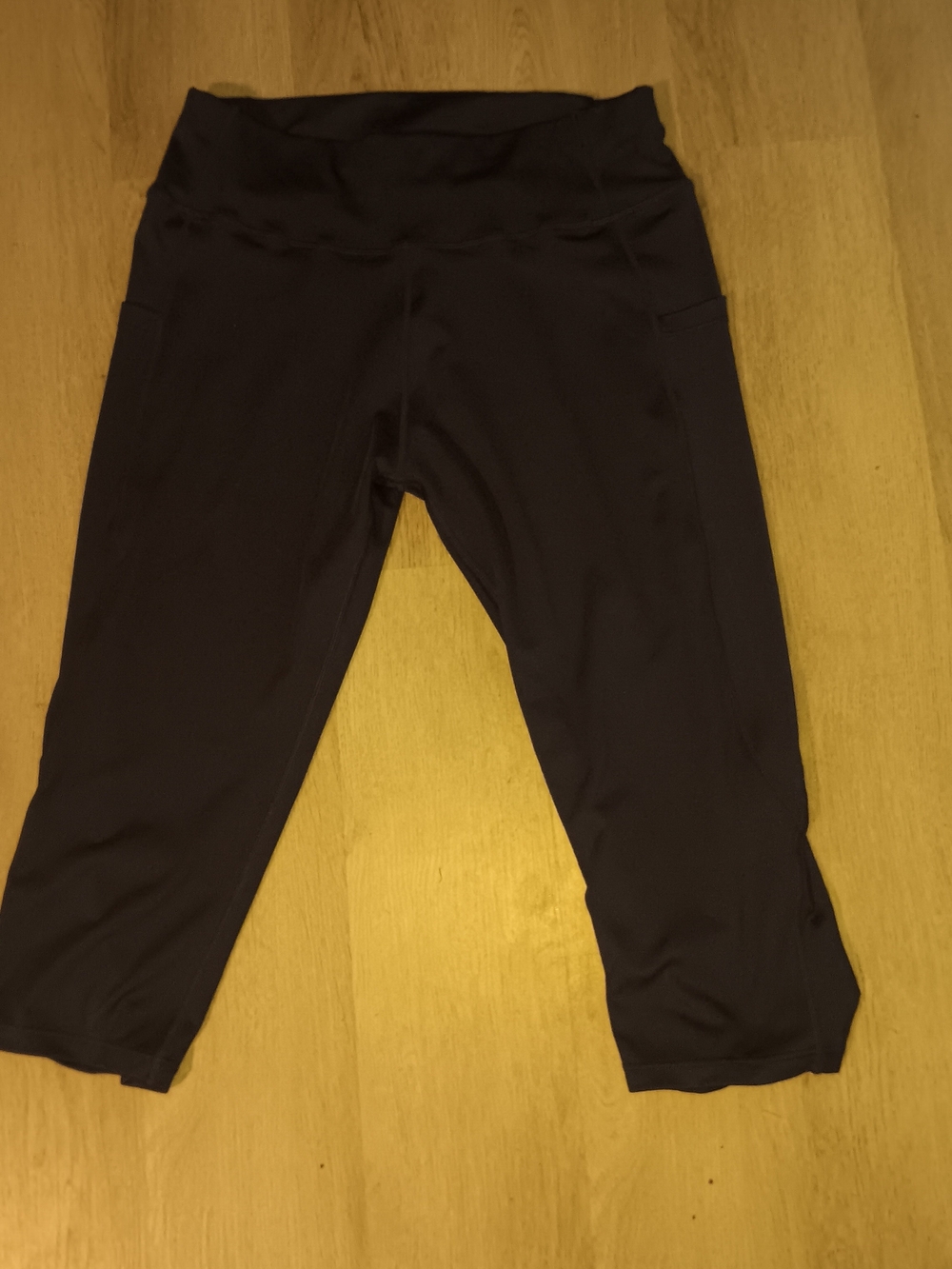 Women High-Waist Navy Blue Active Capri Leggings